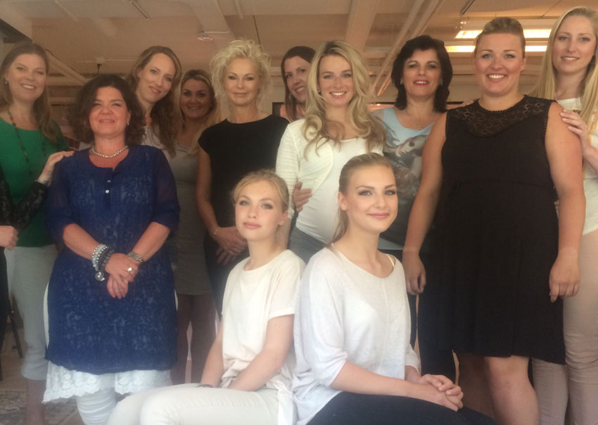 Week-19-2016.-Hair-Make-up-Artist-Joyce-van-Dam-verslag-Deze-week-Bruidskapsel-Bruidsmake-up-en-Masterclass